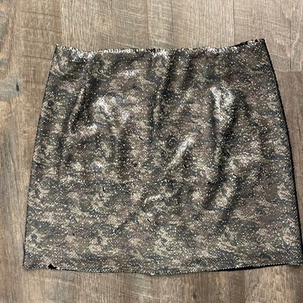 Free People camo/black reversible sequin mini skirt size 4